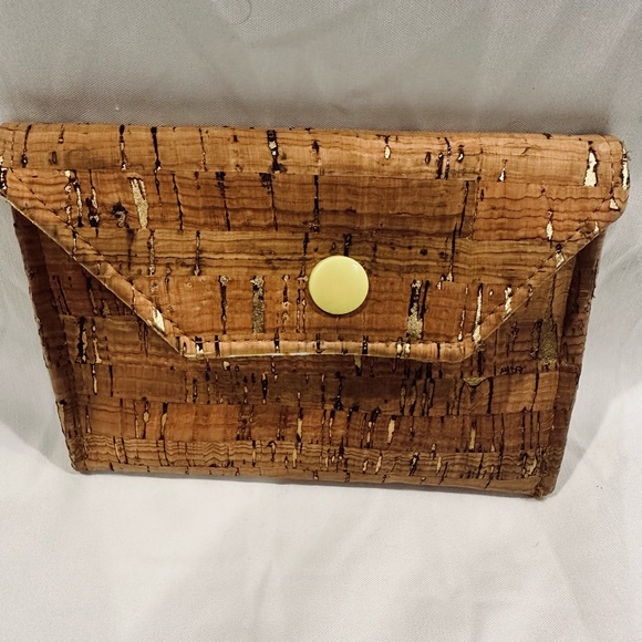 Cute Wallet NWOT - Picture 1 of 4